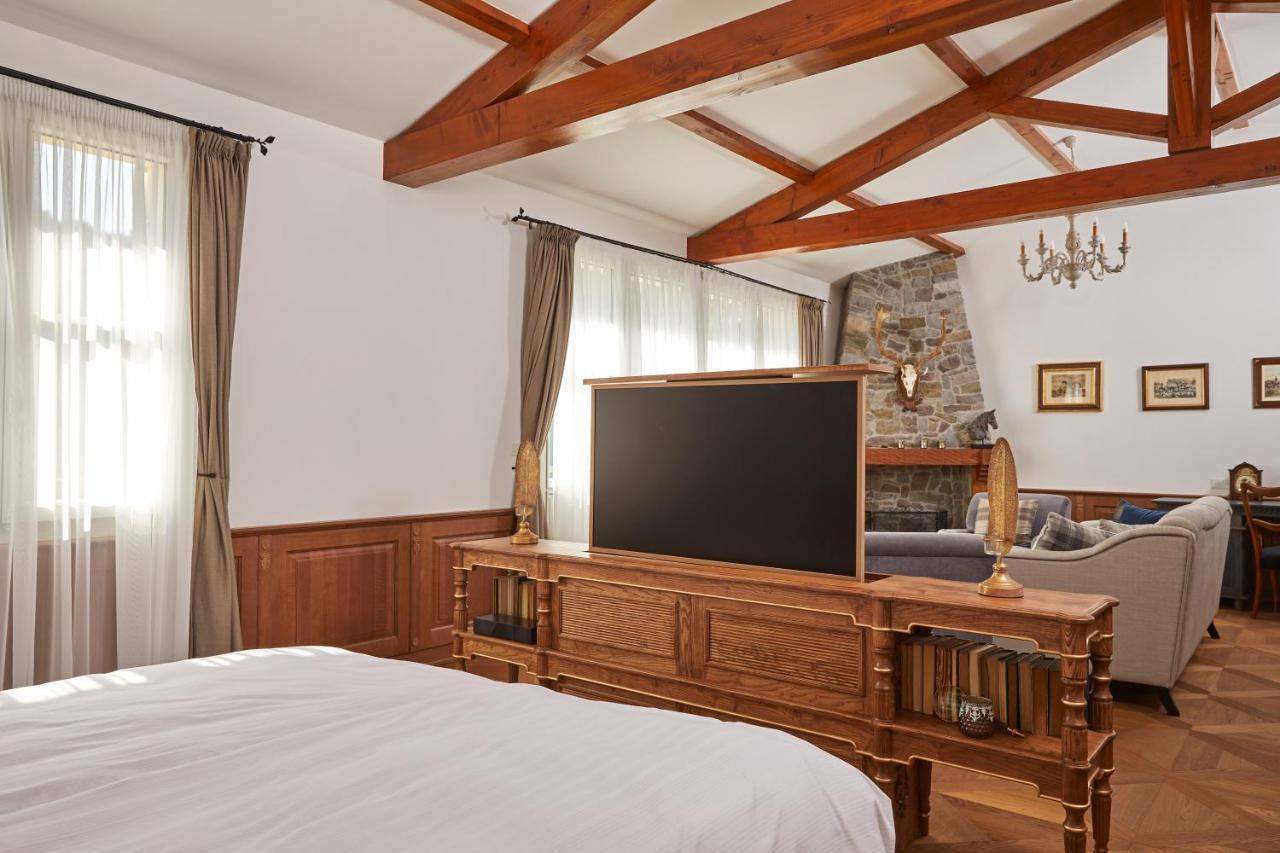 Chateau De Clotte & Suites Les Salles-de-Castillon Buitenkant foto